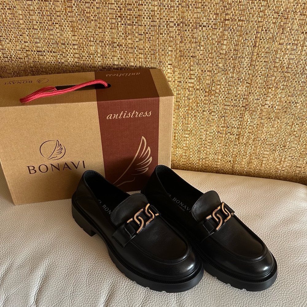 NIB Bonavi 12R3-47 Black Leather Slip-On Loafer timeless style Shoes EU size 39